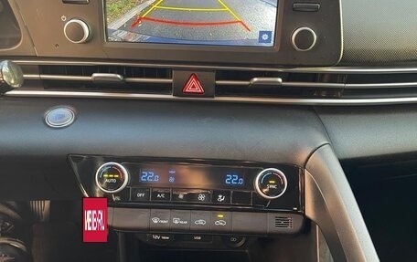 Hyundai Elantra, 2021 год, 1 880 000 рублей, 8 фотография