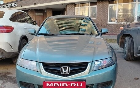 Honda Accord VII рестайлинг, 2004 год, 650 000 рублей, 2 фотография