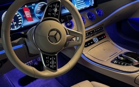Mercedes-Benz E-Класс, 2019 год, 4 600 000 рублей, 7 фотография
