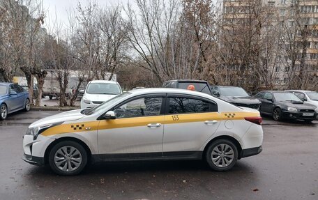 KIA Rio IV, 2022 год, 1 350 000 рублей, 5 фотография