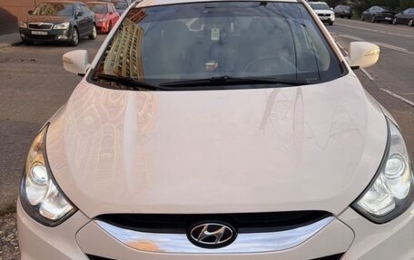 Hyundai ix35 I рестайлинг, 2011 год, 1 150 000 рублей, 2 фотография
