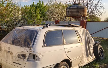 Toyota Caldina, 1998 год, 550 000 рублей, 6 фотография