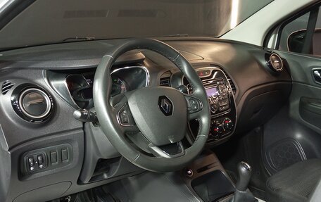 Renault Kaptur I рестайлинг, 2017 год, 1 560 000 рублей, 7 фотография