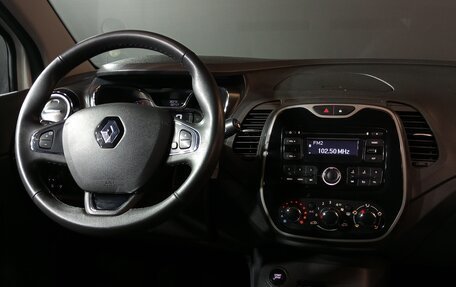 Renault Kaptur I рестайлинг, 2017 год, 1 560 000 рублей, 10 фотография