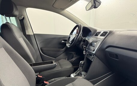 Volkswagen Polo VI (EU Market), 2016 год, 939 000 рублей, 11 фотография