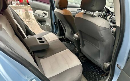 Chevrolet Cruze II, 2010 год, 385 000 рублей, 14 фотография