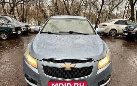 Chevrolet Cruze II, 2010 год, 385 000 рублей, 2 фотография