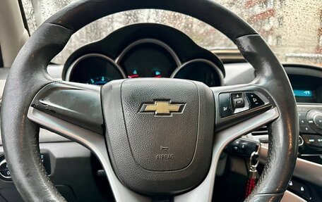 Chevrolet Cruze II, 2010 год, 385 000 рублей, 19 фотография