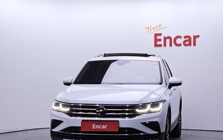 Volkswagen Tiguan II, 2024 год, 4 450 000 рублей, 3 фотография