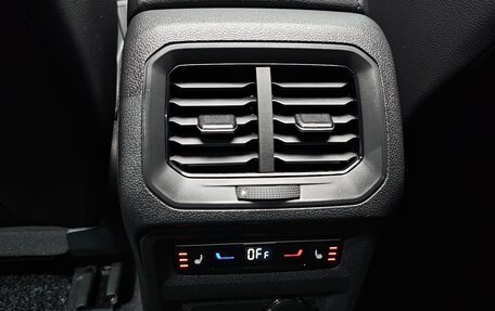 Volkswagen Tiguan II, 2024 год, 4 450 000 рублей, 15 фотография