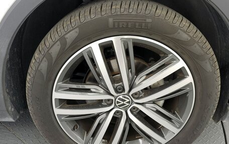 Volkswagen Tiguan II, 2024 год, 4 450 000 рублей, 23 фотография