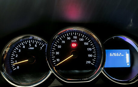 Renault Logan II, 2014 год, 699 000 рублей, 13 фотография