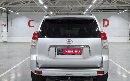 Toyota Land Cruiser Prado 150 рестайлинг 2, 2012 год, 2 539 850 рублей, 6 фотография