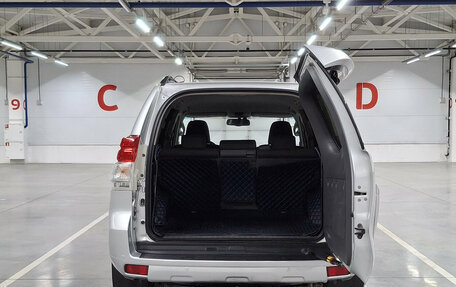 Toyota Land Cruiser Prado 150 рестайлинг 2, 2012 год, 2 539 850 рублей, 10 фотография