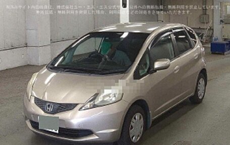 Honda Fit III, 2010 год, 950 000 рублей, 5 фотография