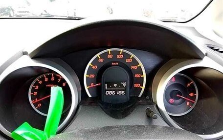 Honda Fit III, 2010 год, 950 000 рублей, 13 фотография