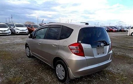 Honda Fit III, 2010 год, 950 000 рублей, 10 фотография