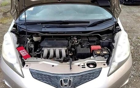 Honda Fit III, 2010 год, 950 000 рублей, 9 фотография