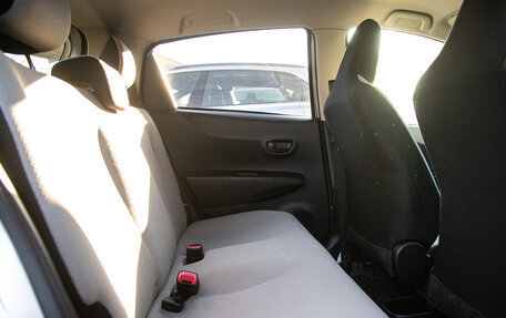 Toyota Vitz, 2013 год, 699 000 рублей, 13 фотография