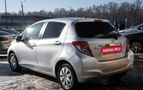 Toyota Vitz, 2013 год, 699 000 рублей, 8 фотография