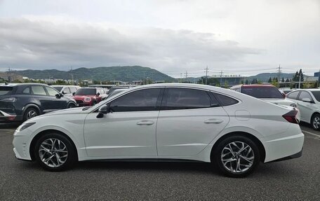 Hyundai Sonata VIII, 2022 год, 2 300 000 рублей, 4 фотография