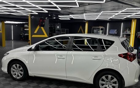 Toyota Auris II, 2013 год, 1 250 000 рублей, 3 фотография