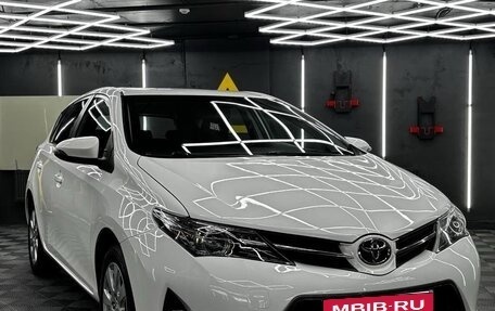 Toyota Auris II, 2013 год, 1 250 000 рублей, 9 фотография