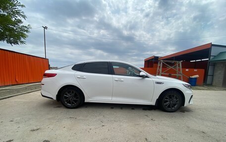 KIA Optima IV, 2019 год, 2 200 000 рублей, 2 фотография