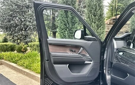 Land Rover Range Rover IV рестайлинг, 2025 год, 21 140 622 рублей, 17 фотография