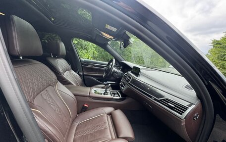 BMW 7 серия, 2021 год, 2 500 000 рублей, 18 фотография