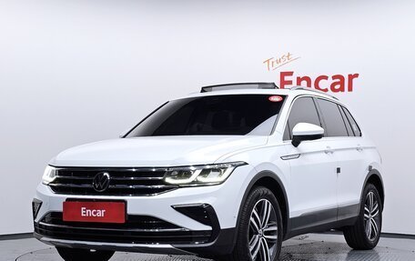 Volkswagen Tiguan II, 2023 год, 5 630 000 рублей, 1 фотография