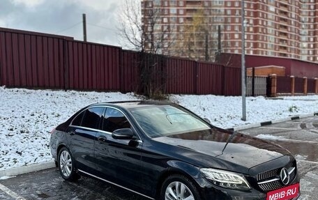 Mercedes-Benz C-Класс, 2019 год, 2 800 000 рублей, 3 фотография