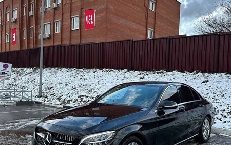 Mercedes-Benz C-Класс, 2019 год, 2 800 000 рублей, 2 фотография