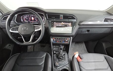 Volkswagen Tiguan II, 2023 год, 5 630 000 рублей, 7 фотография