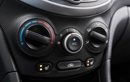 Hyundai Solaris II рестайлинг, 2012 год, 637 000 рублей, 6 фотография