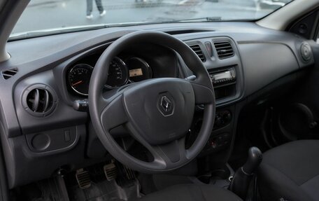 Renault Logan II, 2018 год, 608 000 рублей, 8 фотография