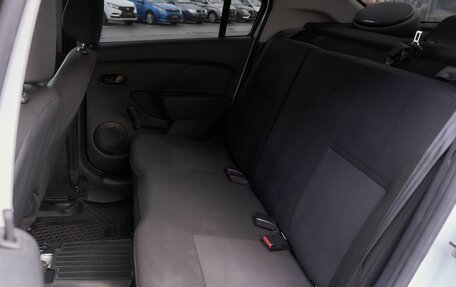 Renault Logan II, 2018 год, 608 000 рублей, 10 фотография