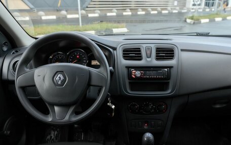 Renault Logan II, 2018 год, 608 000 рублей, 11 фотография