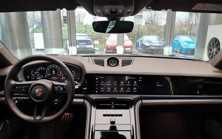 Porsche Panamera, 2025 год, 29 980 000 рублей, 30 фотография