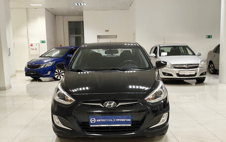 Hyundai Solaris II рестайлинг, 2013 год, 819 000 рублей, 3 фотография