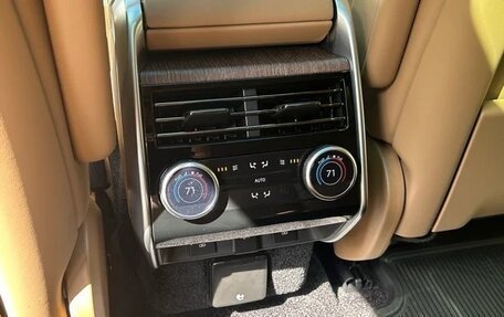 Land Rover Range Rover IV рестайлинг, 2025 год, 18 500 736 рублей, 25 фотография