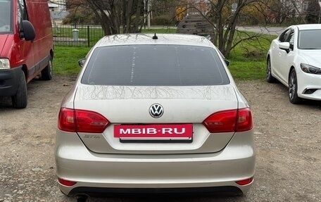 Volkswagen Jetta VI, 2012 год, 750 000 рублей, 7 фотография