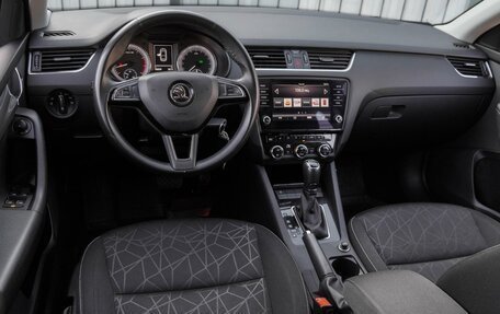 Skoda Octavia, 2019 год, 1 750 000 рублей, 6 фотография