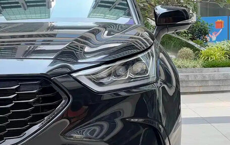 Toyota Highlander, 2024 год, 5 500 000 рублей, 5 фотография