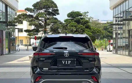 Toyota Highlander, 2024 год, 5 500 000 рублей, 8 фотография