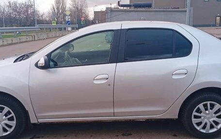 Renault Logan II, 2016 год, 750 000 рублей, 6 фотография