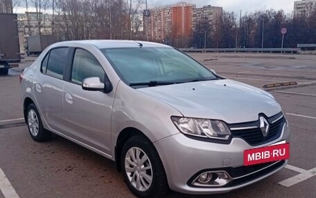 Renault Logan II, 2016 год, 750 000 рублей, 2 фотография