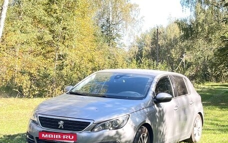 Peugeot 308 II, 2019 год, 1 590 000 рублей, 2 фотография