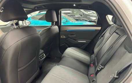 BYD Qin, 2024 год, 3 000 000 рублей, 11 фотография