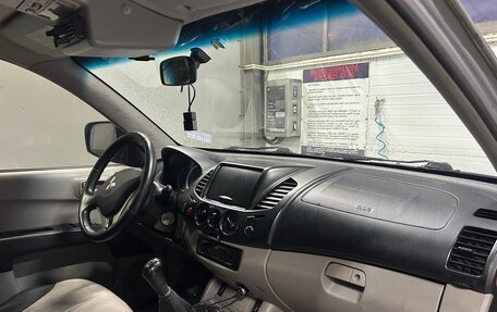 Mitsubishi L200 IV рестайлинг, 2008 год, 1 080 000 рублей, 10 фотография